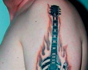 Tetovanie s gitarom na rutsi.  Tatuyuvannya gitara.  Zvláštnosti kolekcie a rôzne štýly tetovania s gitarou